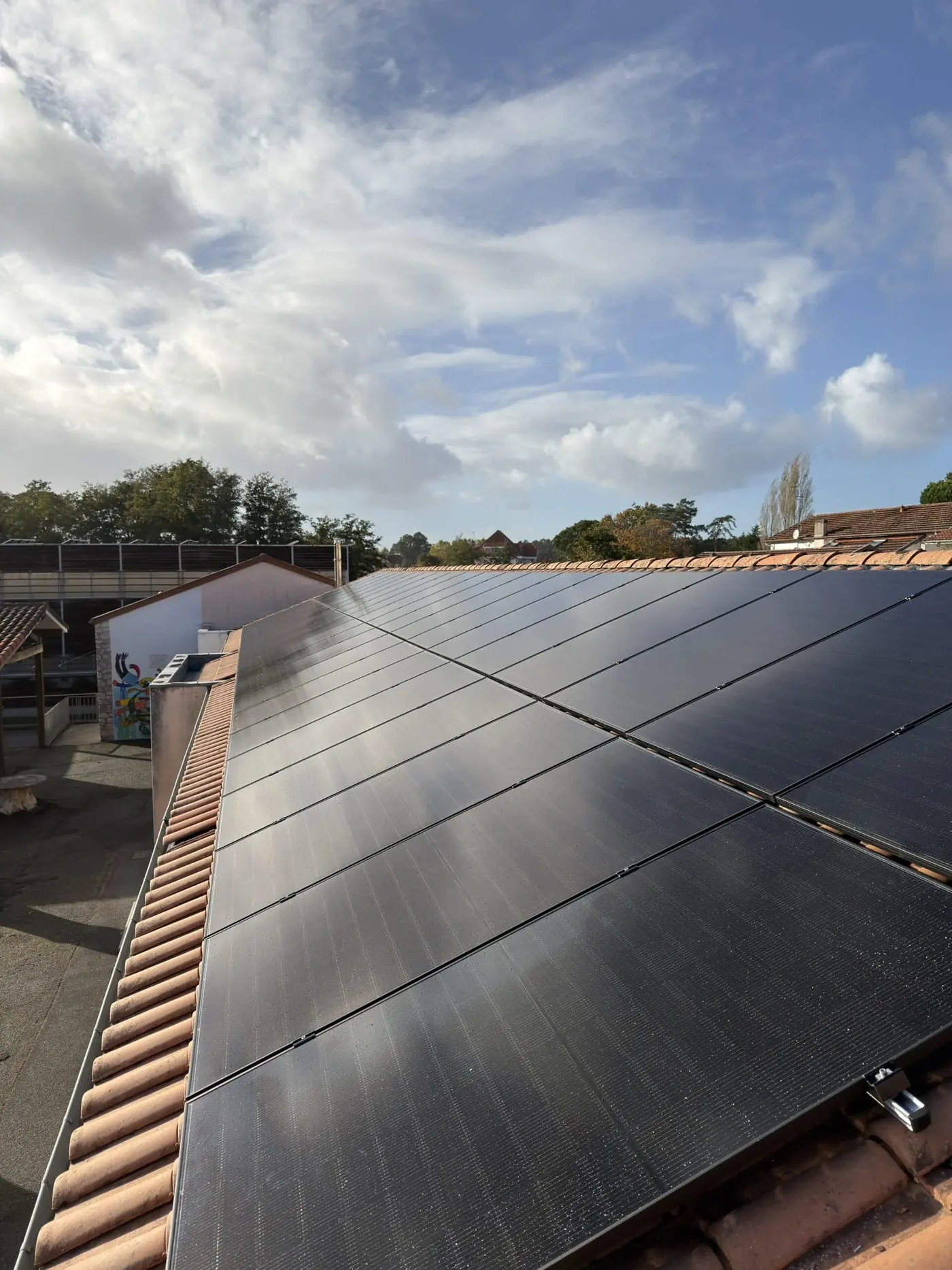 Installation photovoltaïque 40 kWc mairie Pontenx-les-Forges — école et salle des fêtes